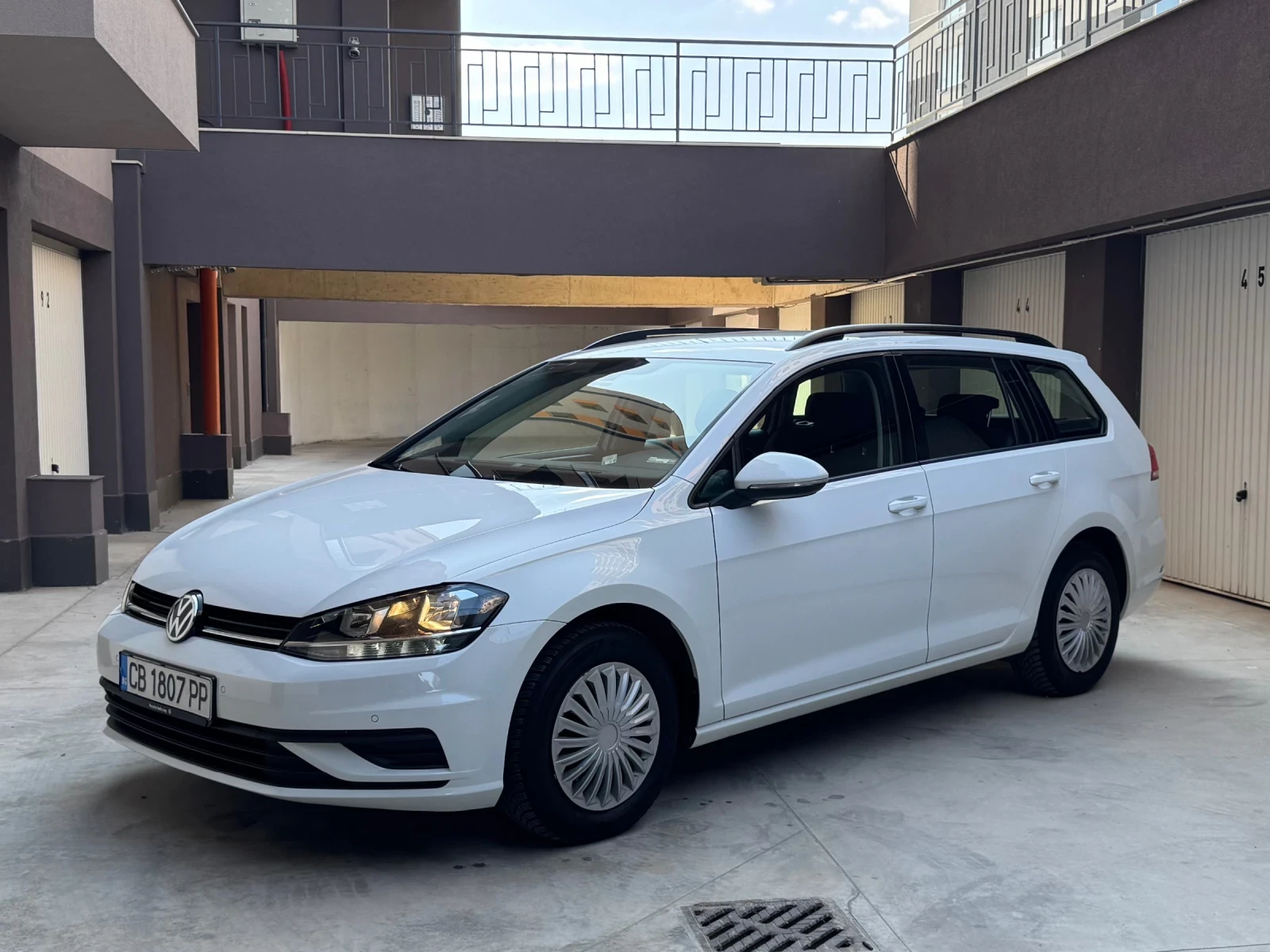 VW Golf 109, 000km - изображение 2