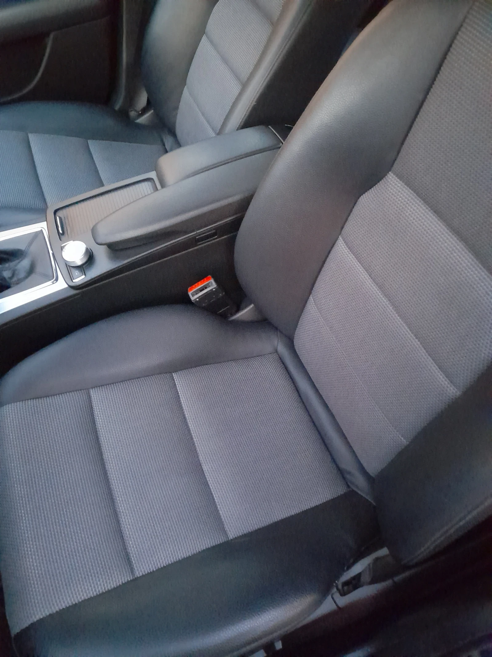 Mercedes-Benz C 200  - изображение 9