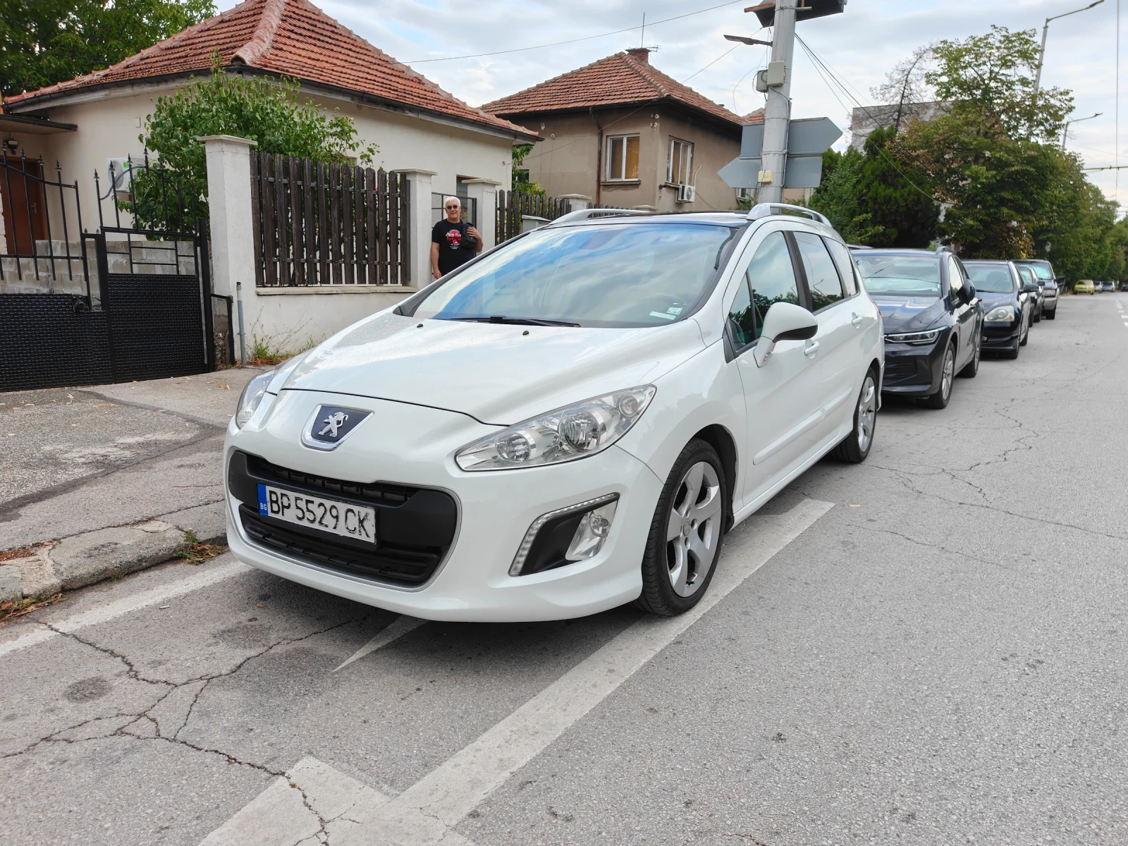 Peugeot 308 2.0HDI SW - изображение 4