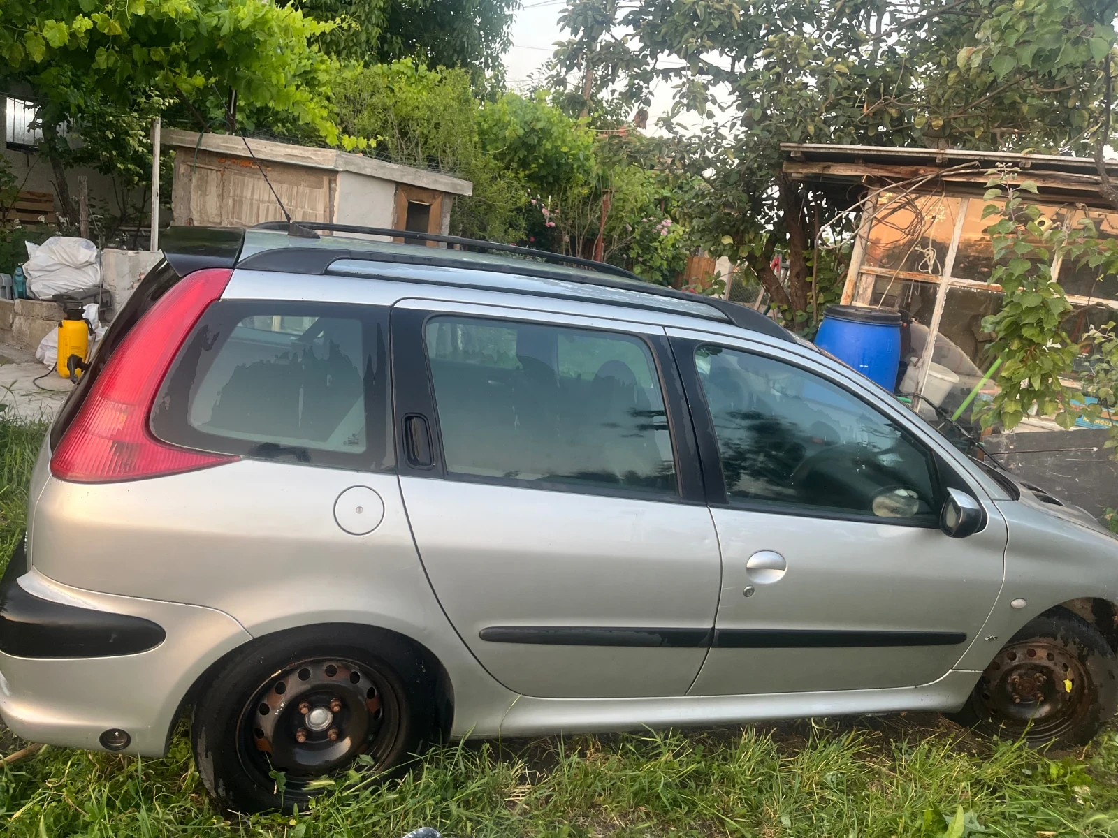 Peugeot 206 SW - изображение 2