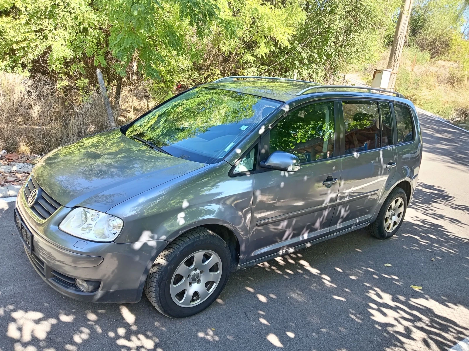 VW Touran 1.9ТДИ, 6 Скорости  - изображение 6