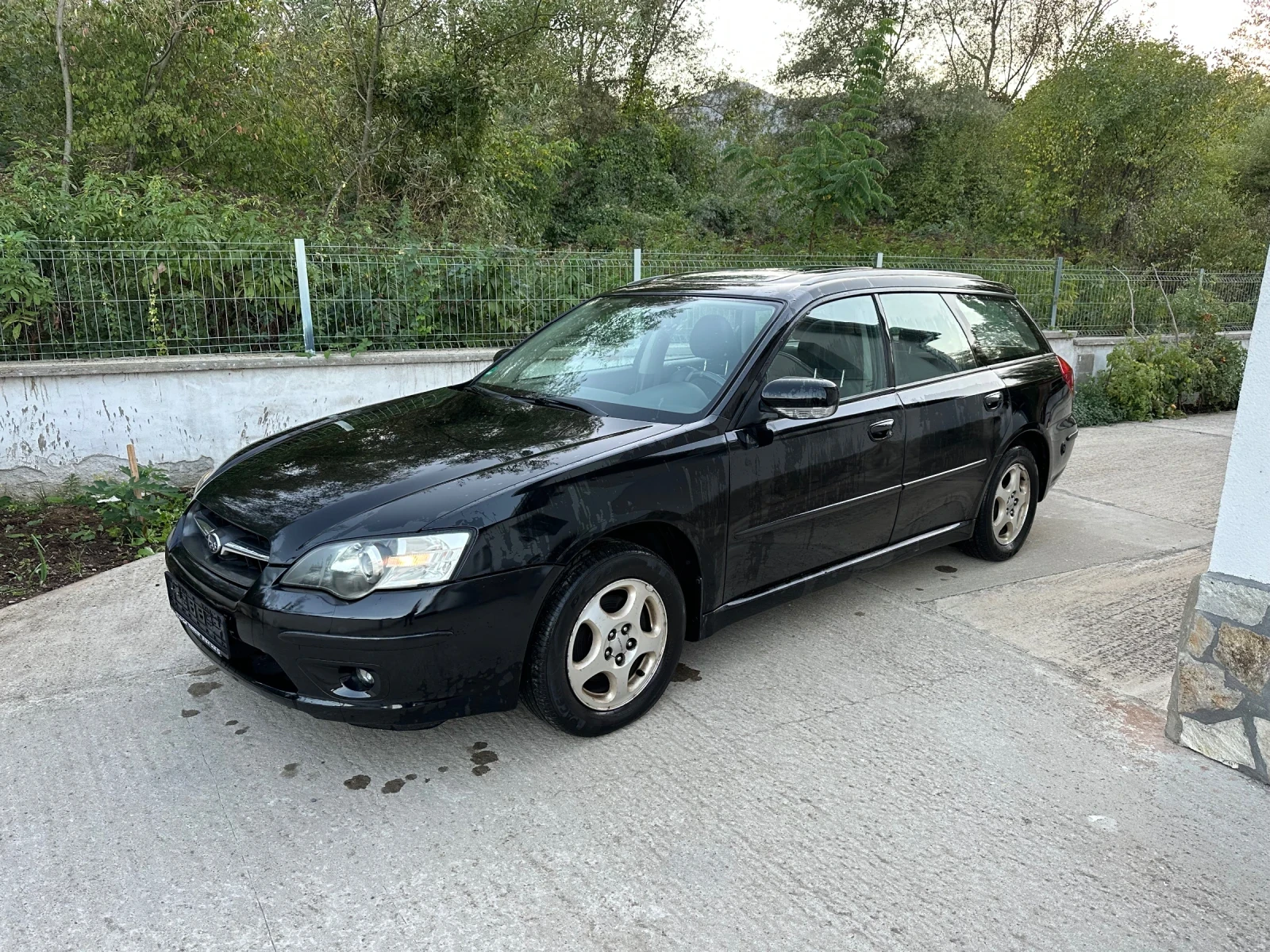 Subaru Legacy Комби - изображение 3