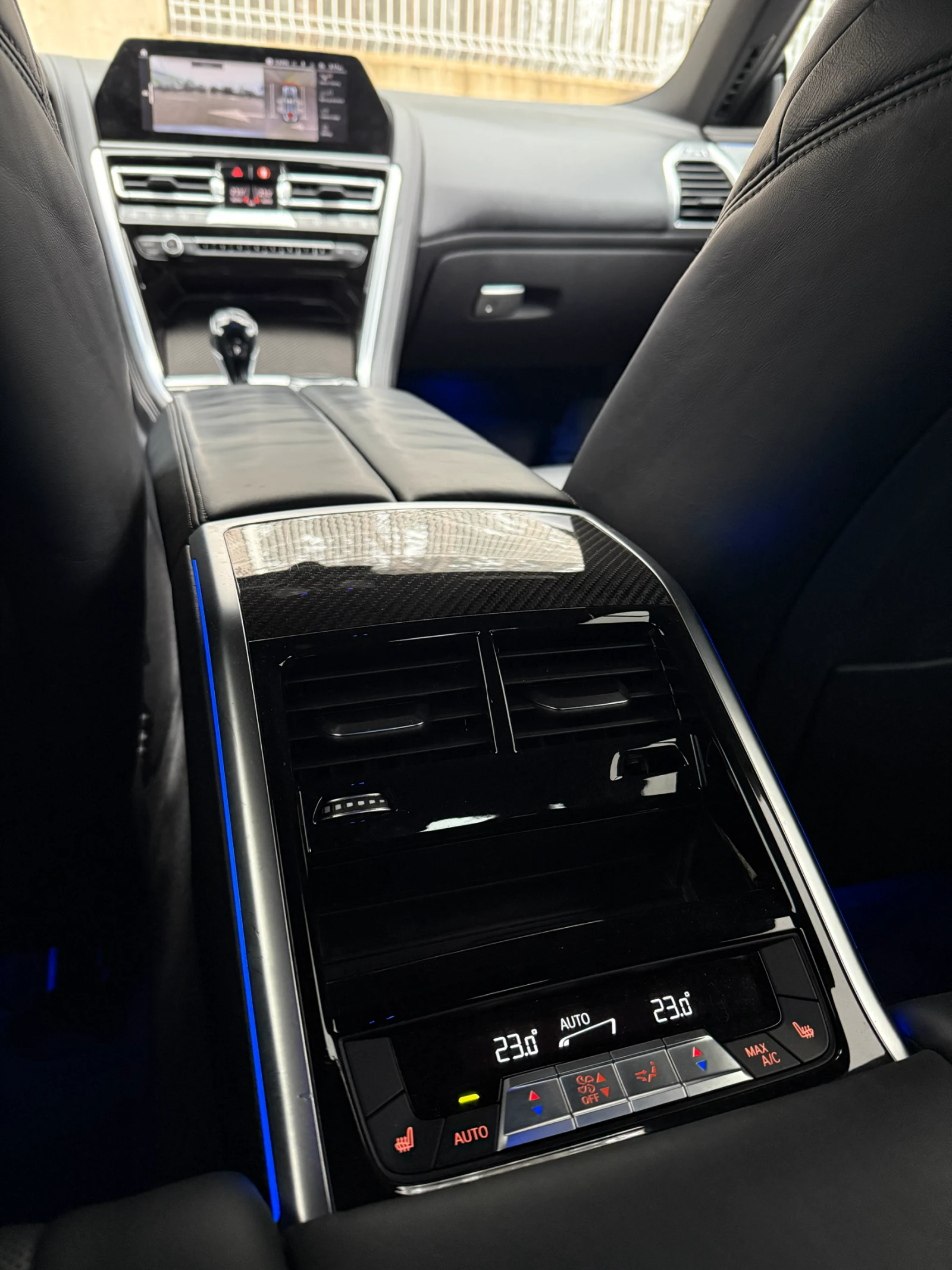 BMW 850 M xDrive/HarmanKardon/360/Rear Steering - изображение 10