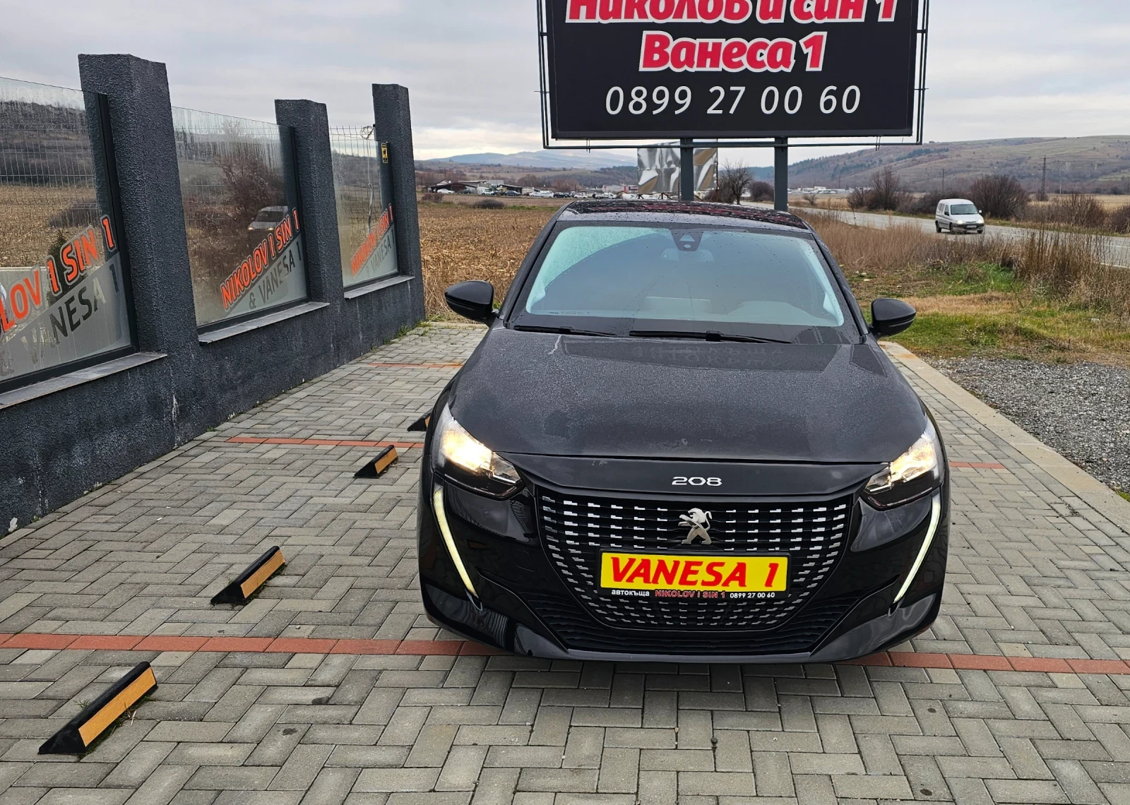 Peugeot 208 1.5HDI-NAVI-TOPP - изображение 2