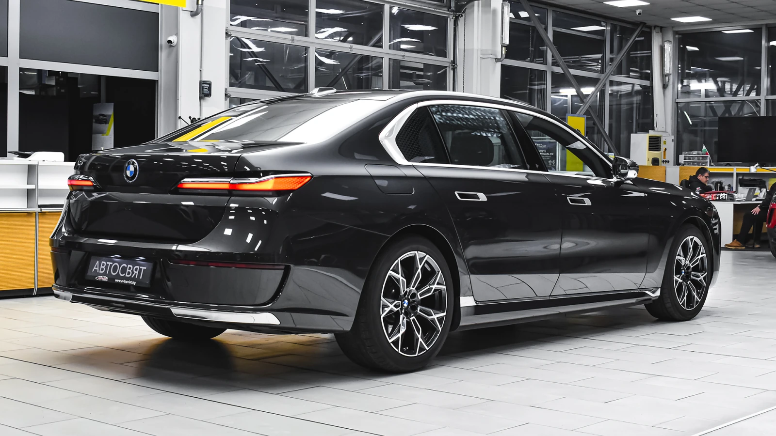 BMW 750 e xDrive Executive Lounge PHEV Sportautomatic | Mobile.bg � ����������� 6