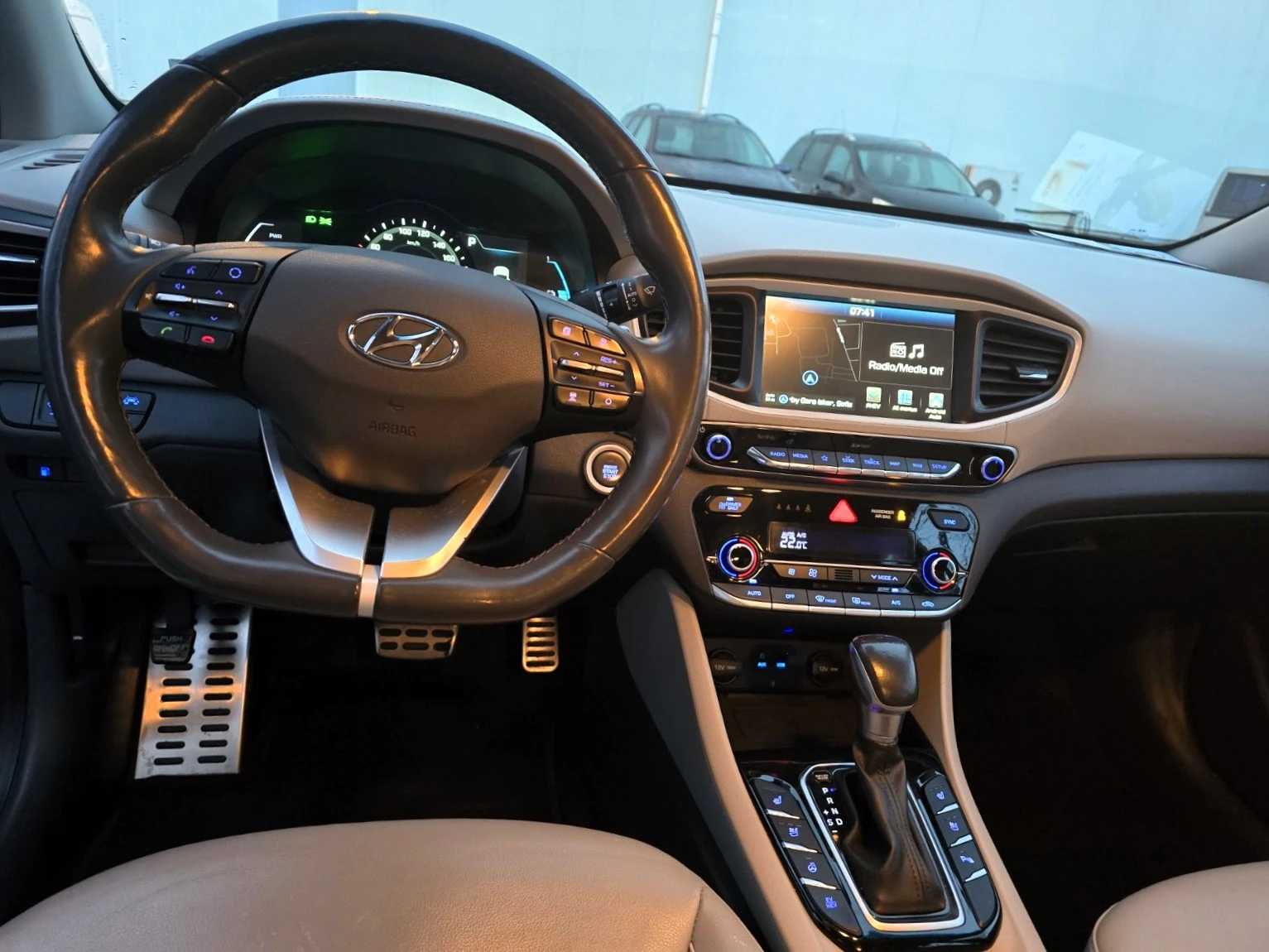 Hyundai Ioniq 1.6 GDI PHEV / PREMIUM | Mobile.bg � ����������� 13