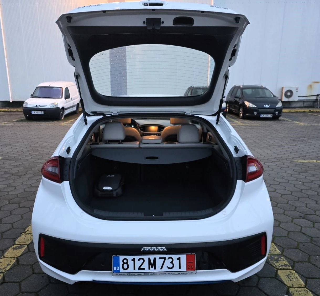 Hyundai Ioniq 1.6 GDI PHEV / PREMIUM | Mobile.bg � ����������� 7