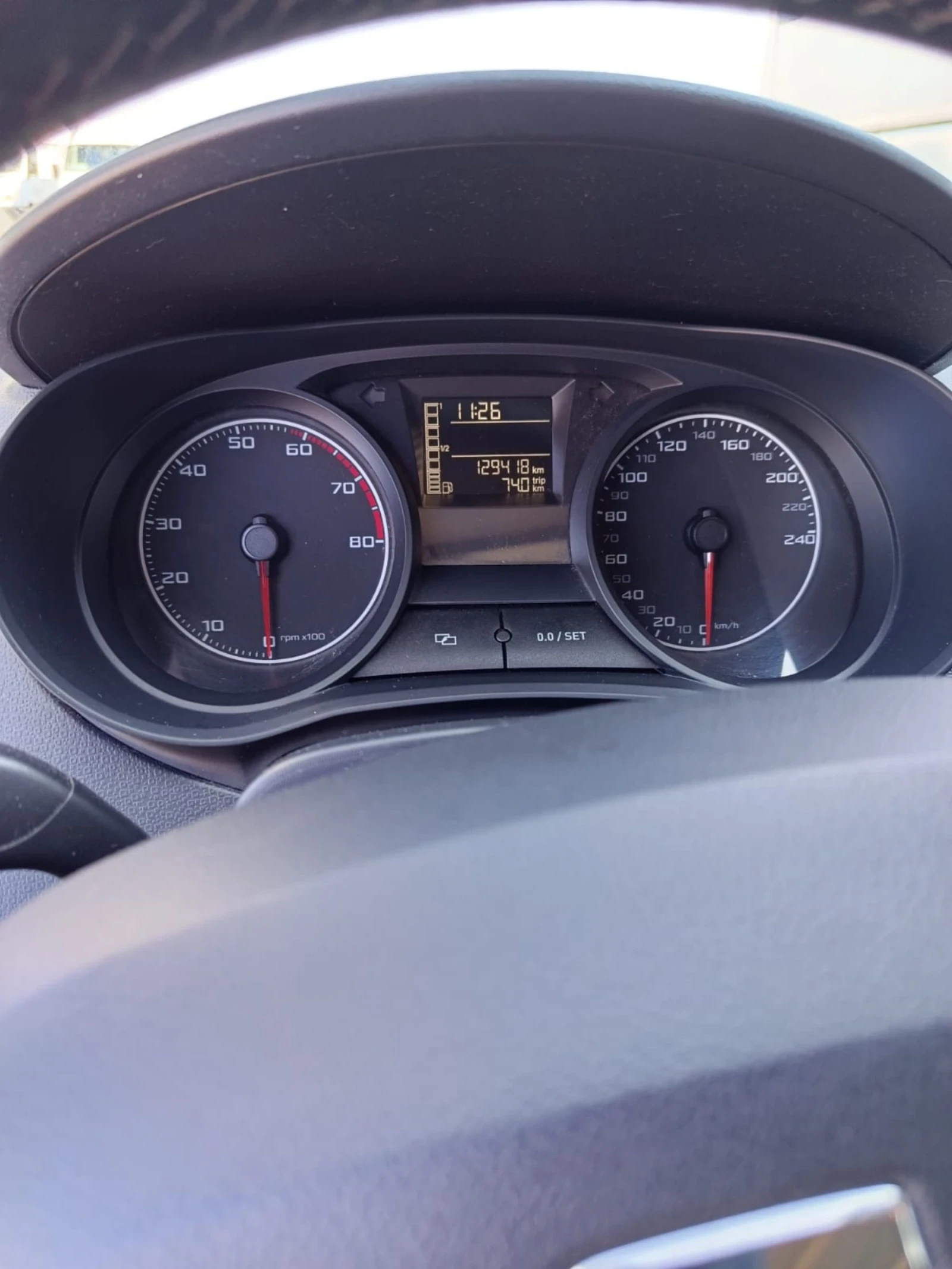 Seat Ibiza 1.2i 69к.с., снимка 9 - Автомобили и джипове - 53746805