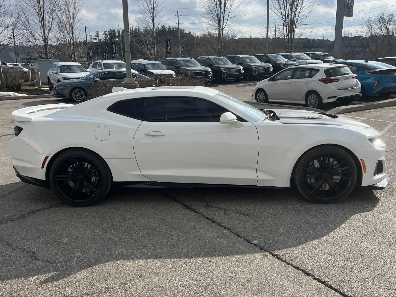 Chevrolet Camaro ZL1 * * ОБДУХВАНЕ * * CARFAX * * АВТО КРЕДИТ * * , снимка 3 - Автомобили и джипове - 53912791