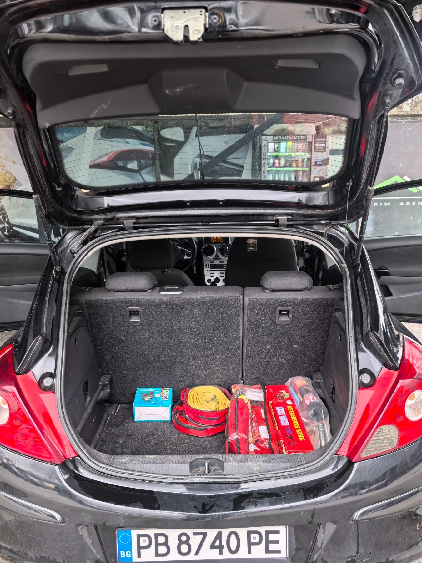 Opel Corsa 1.3 90 кс. М jet   6 скр 2006, снимка 8 - Автомобили и джипове - 53965156