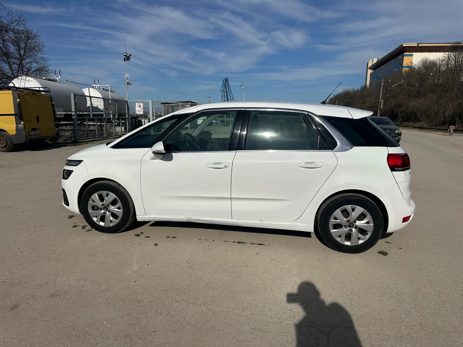 Citroen C4 Picasso, снимка 7 - Автомобили и джипове - 54015170