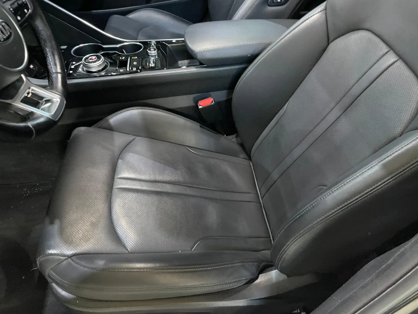 Kia K5 2.0 MPi ! Noblesse !, снимка 9 - Автомобили и джипове - 54137970