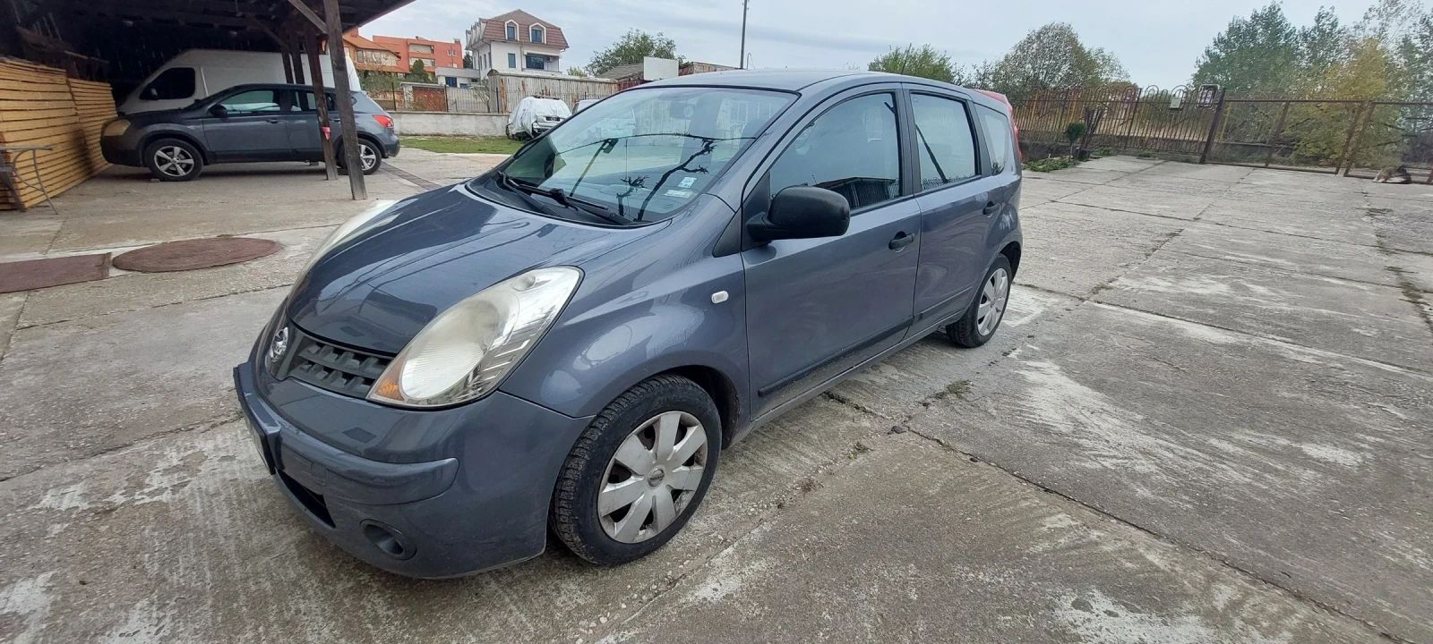 Nissan Note 1.6 110к.с. автомат, снимка 2 - Автомобили и джипове - 54142043