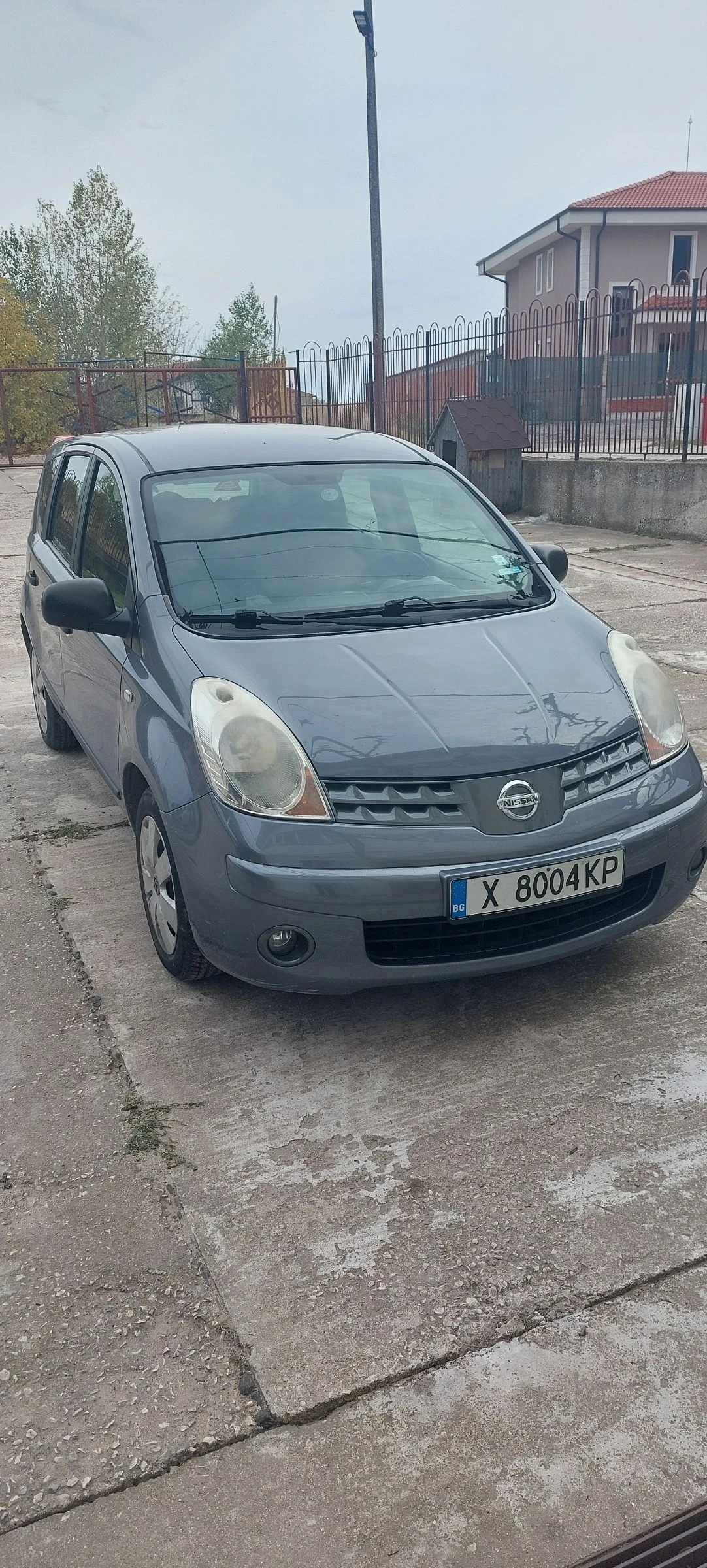 Nissan Note 1.6 110к.с. автомат, снимка 5 - Автомобили и джипове - 54142043