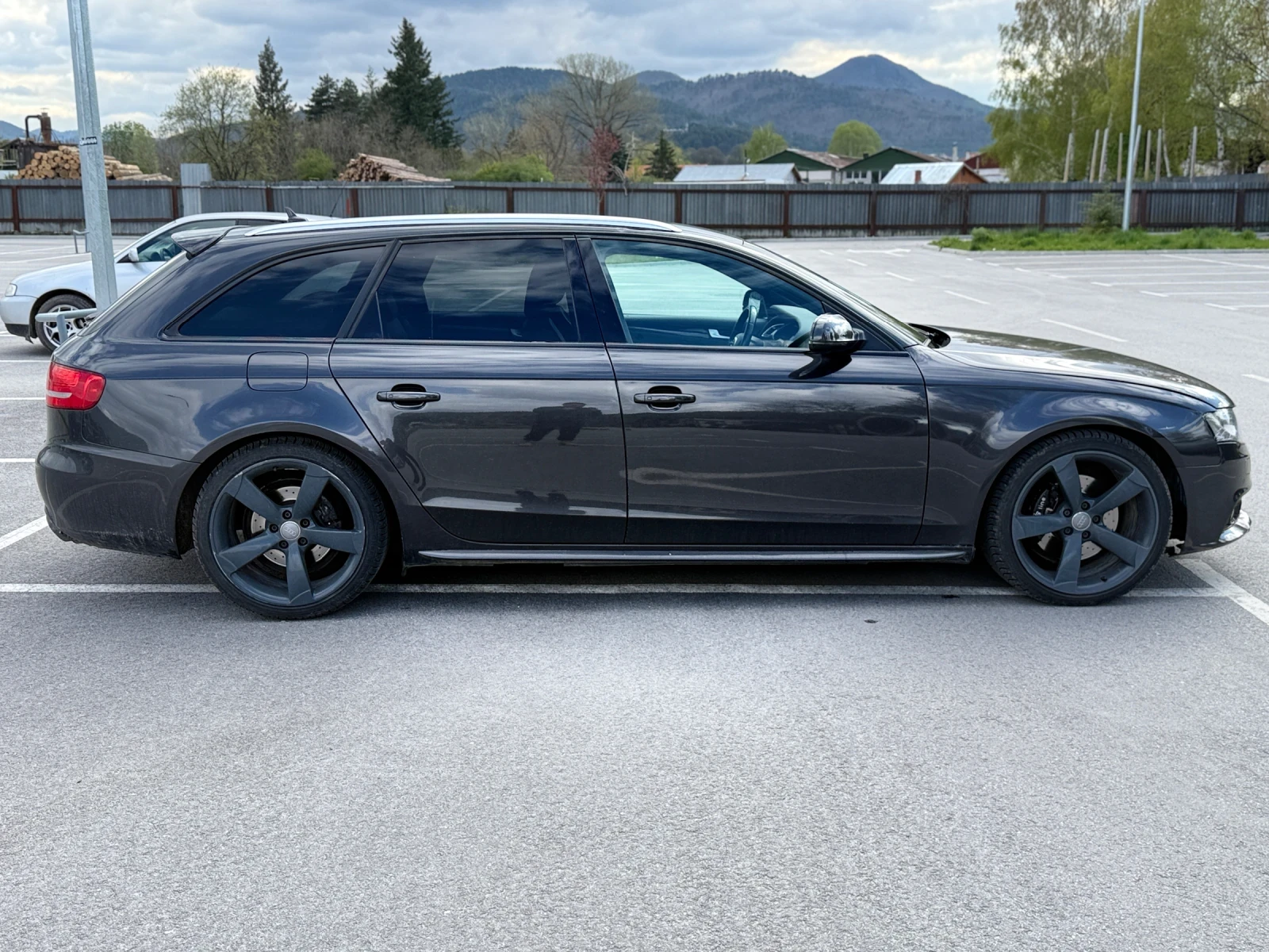 Audi A4 Rs Пакет , снимка 4 - Автомобили и джипове - 54400354