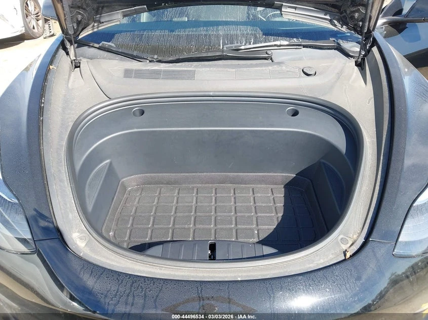 Tesla Model 3 Rear-Wheel Drive, снимка 10 - Автомобили и джипове - 54459804