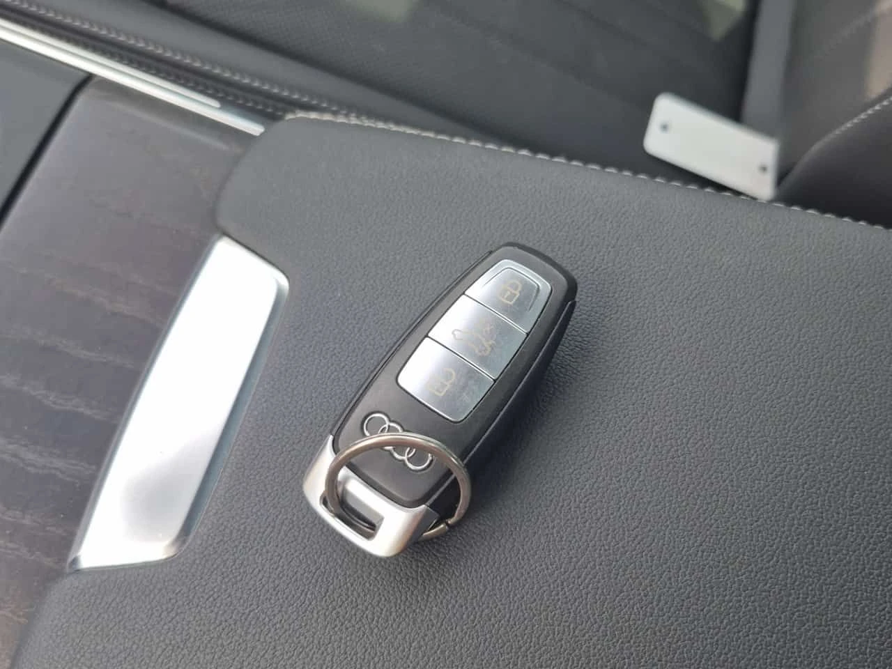 Audi A7 TECHNIK  CARFAX, снимка 8 - Автомобили и джипове - 54593394