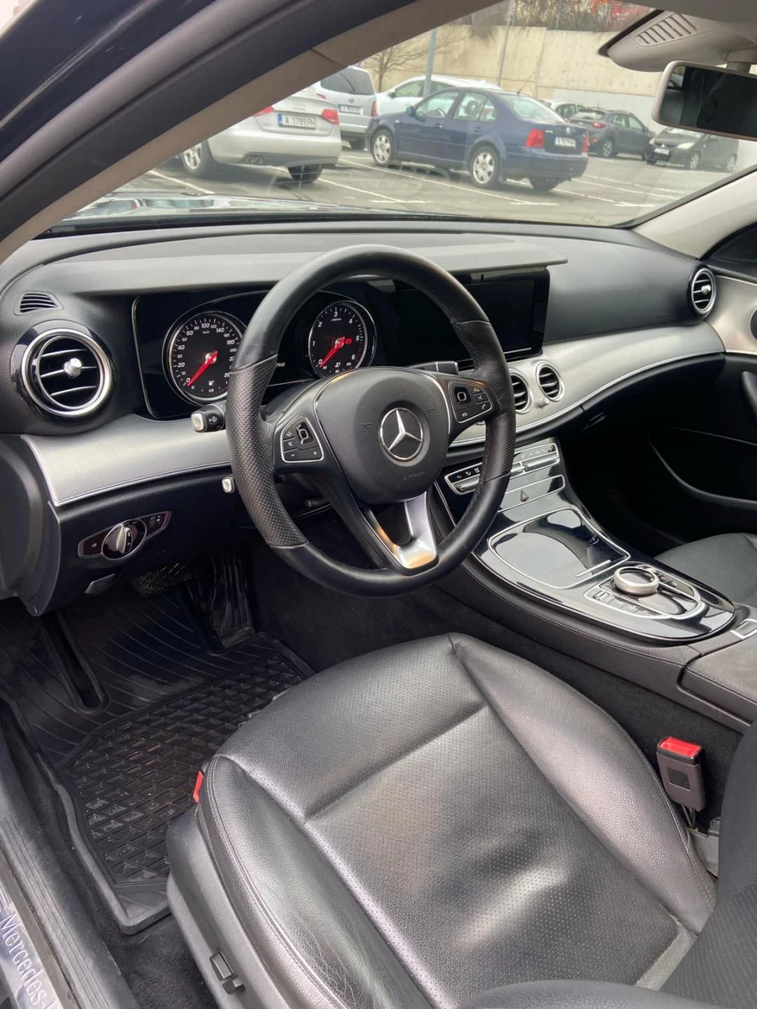 Mercedes-Benz E 200