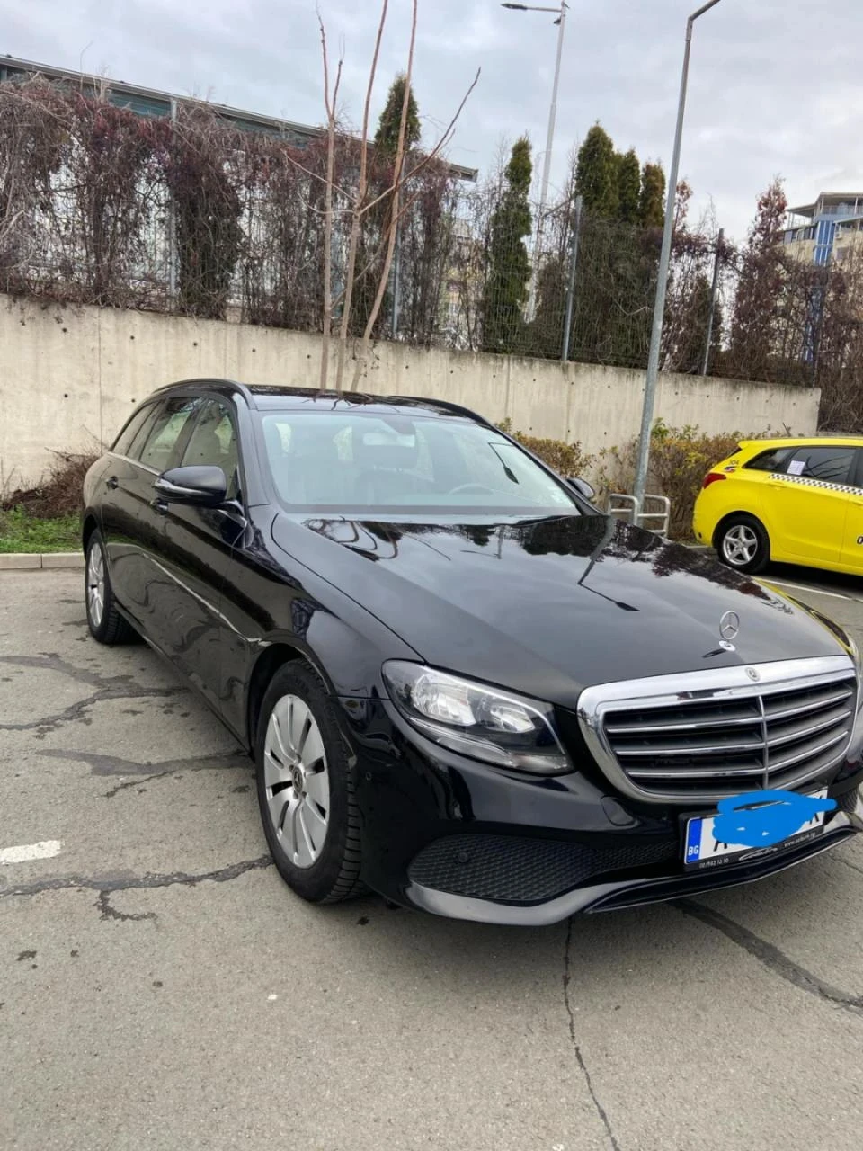 Mercedes-Benz E 200, снимка 3 - Автомобили и джипове - 54708679