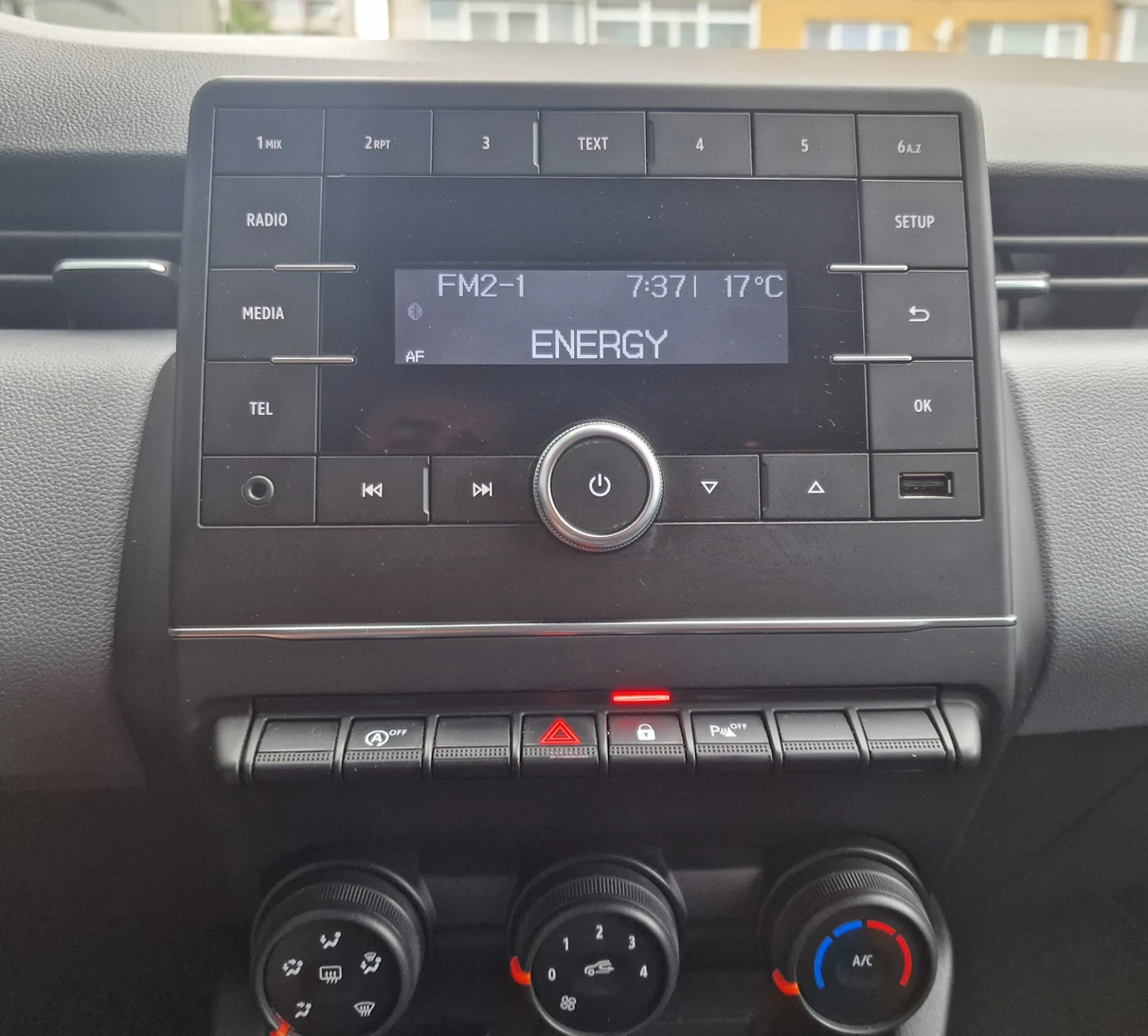Renault Clio 1.0 Sce �� �������� | Mobile.bg � ����������� 17