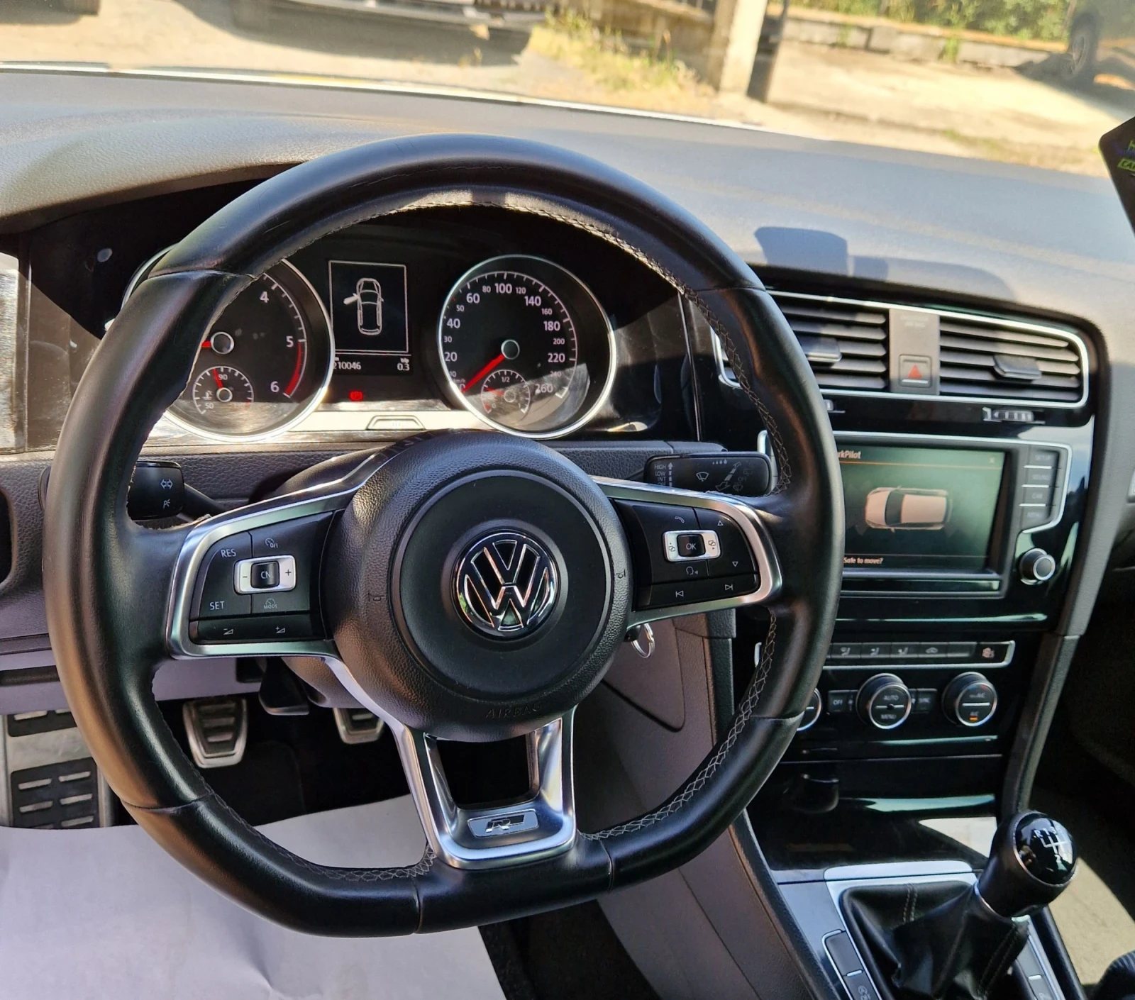 VW Golf 1.6TDI R-LINE | Mobile.bg � ����������� 9