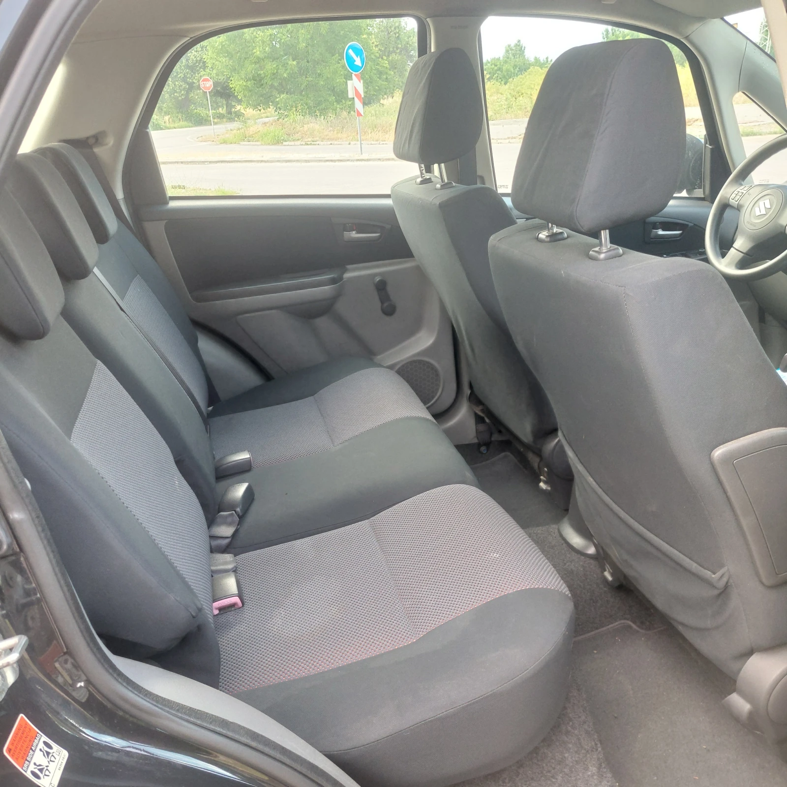 Suzuki SX4 1.6i 4x4, снимка 8 - Автомобили и джипове - 55002479