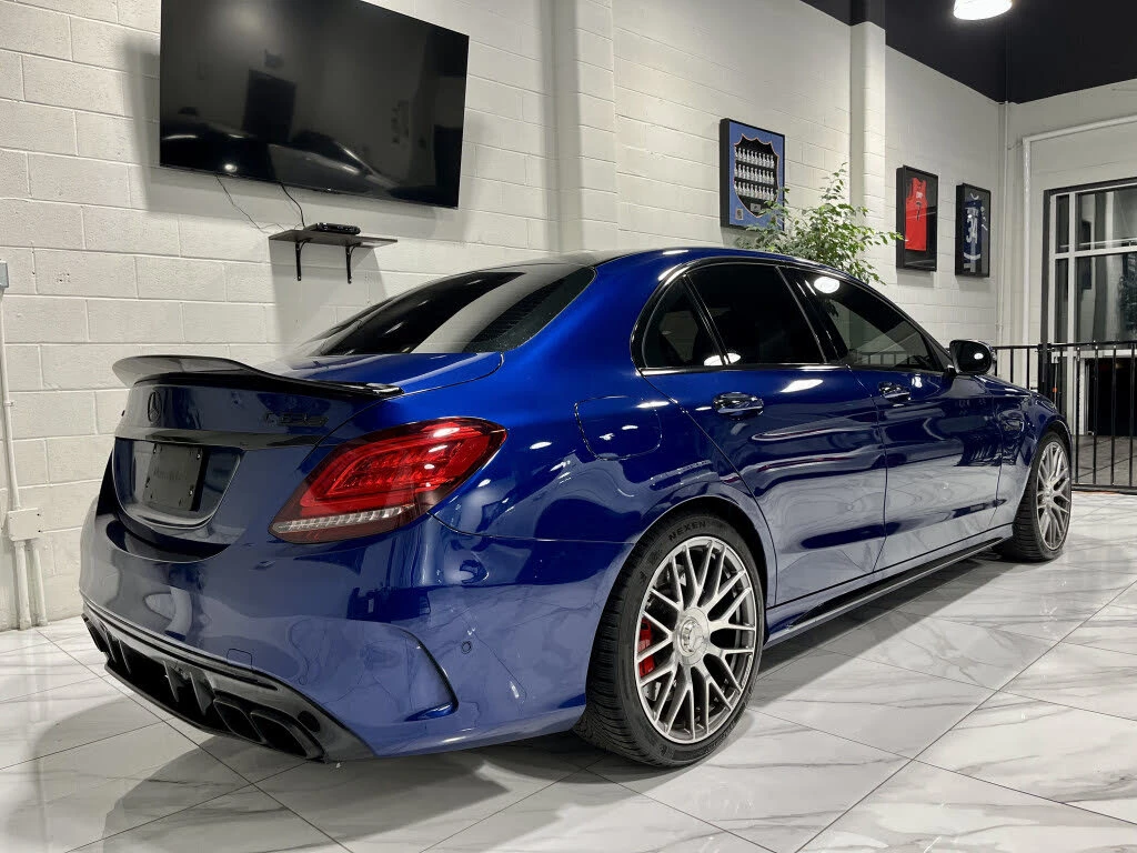 Mercedes-Benz C 63 AMG C63 S* Sedan* АвтоКредит* (ЦЕНА ДО БГ), снимка 2 - Автомобили и джипове - 55037902