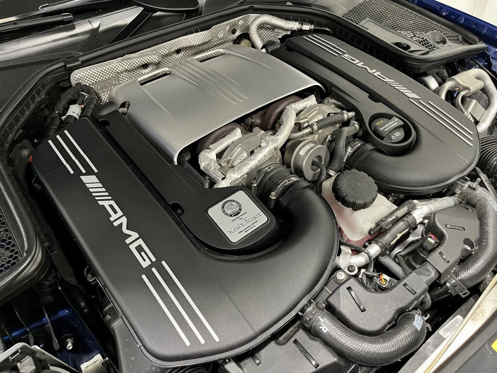 Mercedes-Benz C 63 AMG C63 S* Sedan* АвтоКредит* (ЦЕНА ДО БГ), снимка 11 - Автомобили и джипове - 55037902