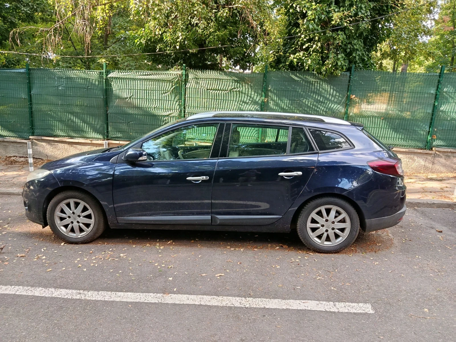 Renault Megane Grandtour , снимка 4 - Автомобили и джипове - 55342613