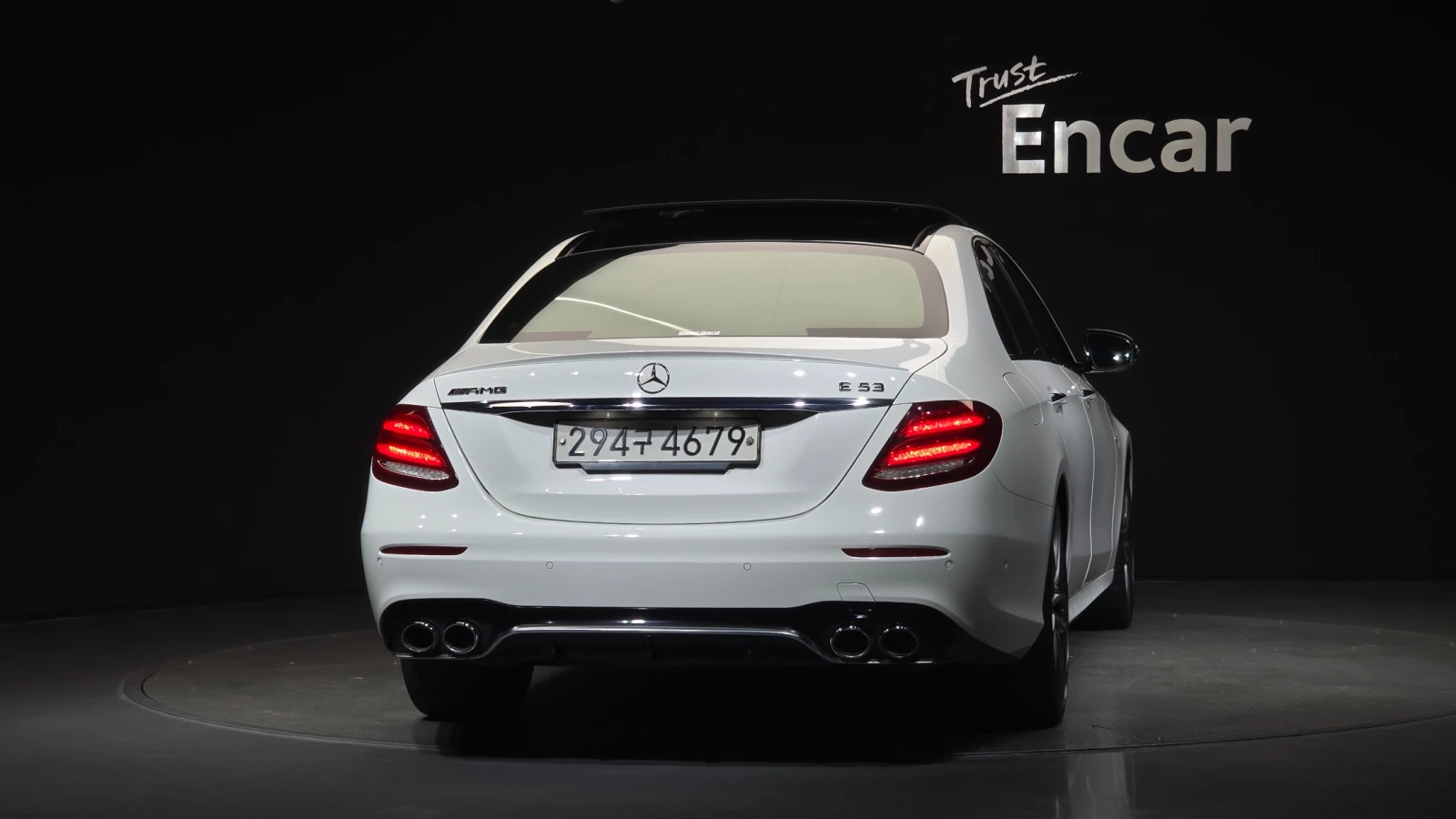 Mercedes-Benz E 53 AMG 4Matic+ * FULL, снимка 4 - Автомобили и джипове - 55405112