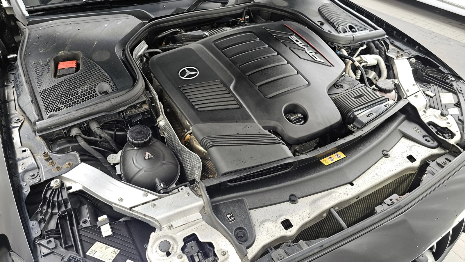 Mercedes-Benz E 53 AMG 4MATIC+ , снимка 6 - Автомобили и джипове - 55564876