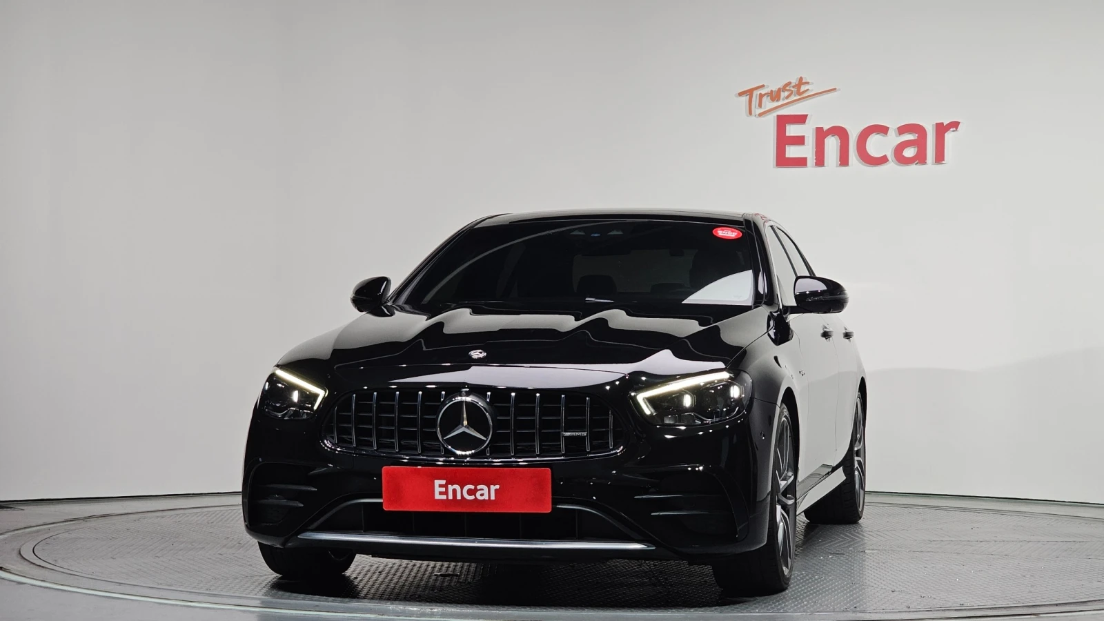 Mercedes-Benz E 53 AMG 4MATIC+ , снимка 3 - Автомобили и джипове - 55564876