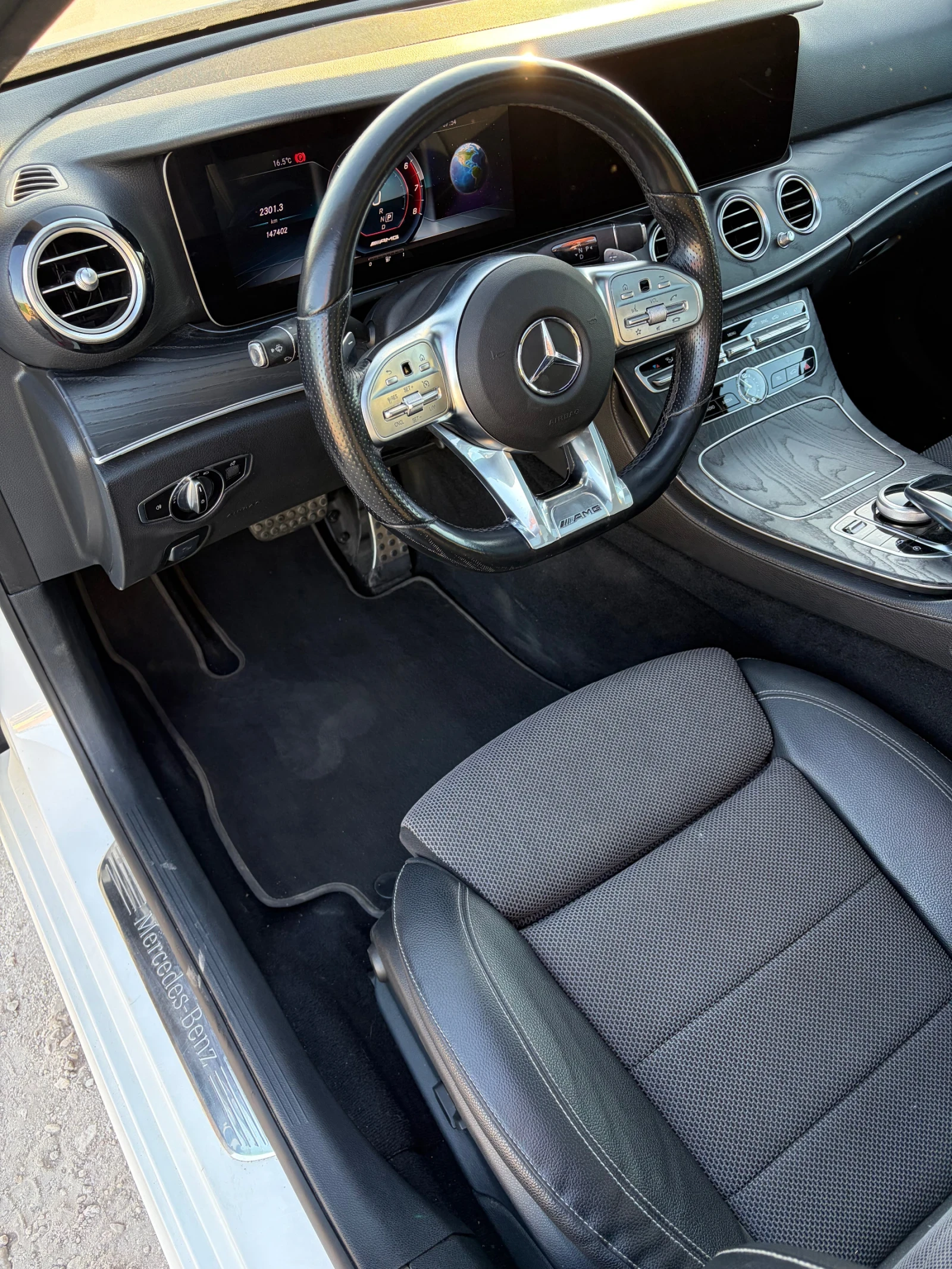 Mercedes-Benz E 300 AMG ШВЕЙЦАРИЯ, снимка 10 - Автомобили и джипове - 56026834