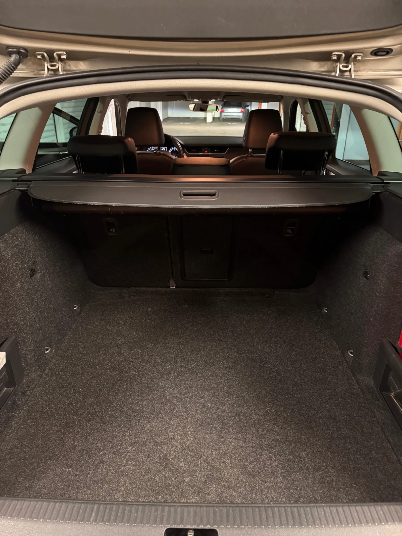 Skoda Octavia 2.0 TDI, снимка 11 - Автомобили и джипове - 56544997