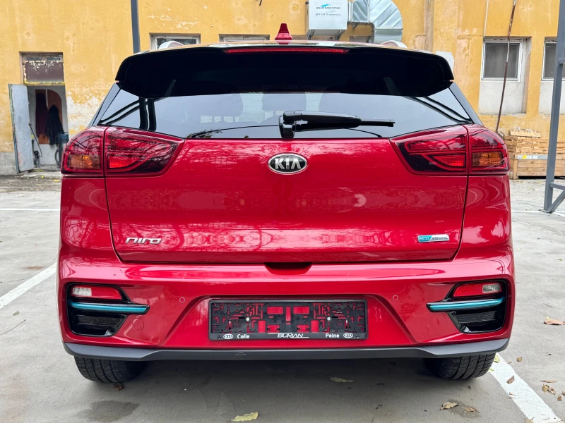 Kia Niro, снимка 6 - Автомобили и джипове - 47948640