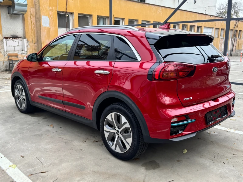 Kia Niro, снимка 7 - Автомобили и джипове - 47948640