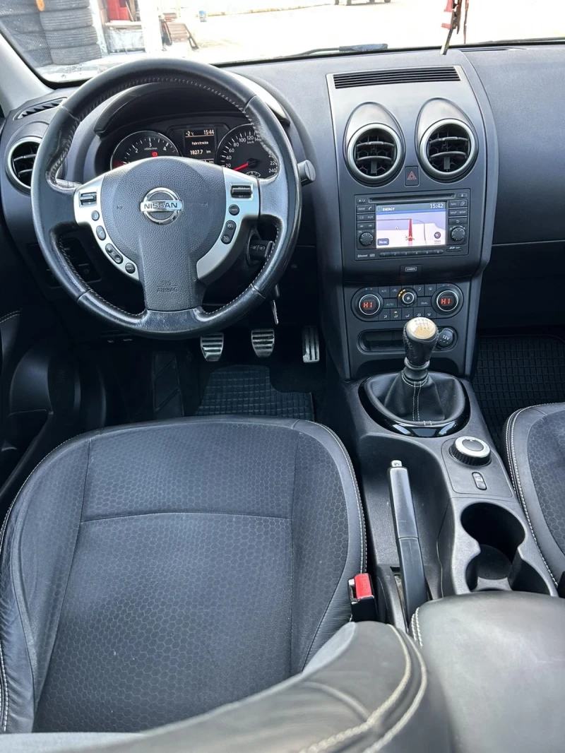 Nissan Qashqai 1.6dci, 4x4, 173000км, снимка 8 - Автомобили и джипове - 49235479