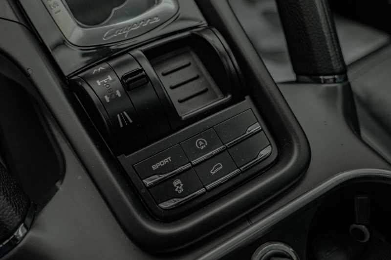 Porsche Cayenne 3.6/PDLS/PCM/PDC/Шибедах/Sport, снимка 10 - Автомобили и джипове - 51279265