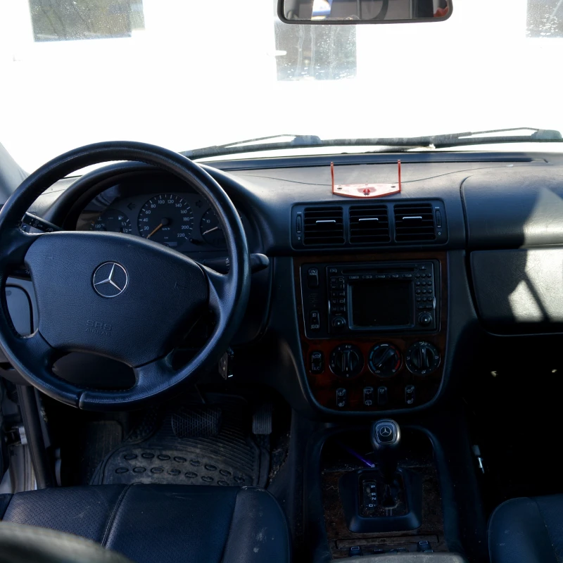 Mercedes-Benz ML 270, снимка 6 - Автомобили и джипове - 51842244