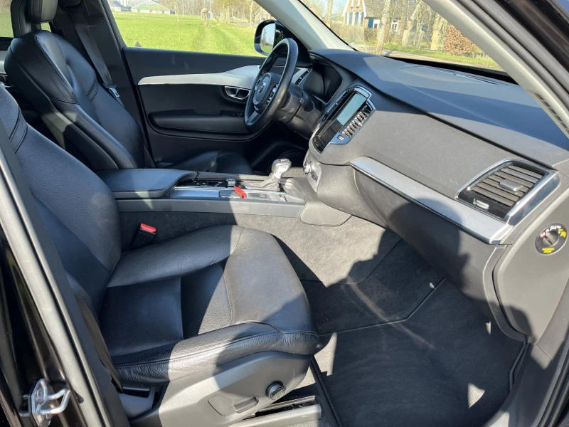 Volvo Xc90  D4 Business plus, снимка 9 - Автомобили и джипове - 52421997