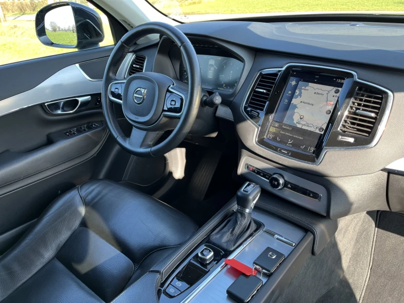Volvo Xc90  D4 Business plus, снимка 8 - Автомобили и джипове - 52421997