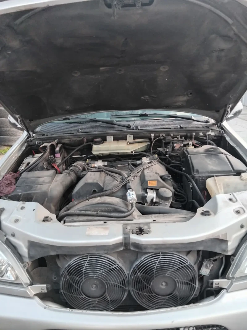 Mercedes-Benz ML 320, снимка 2 - Автомобили и джипове - 53403448