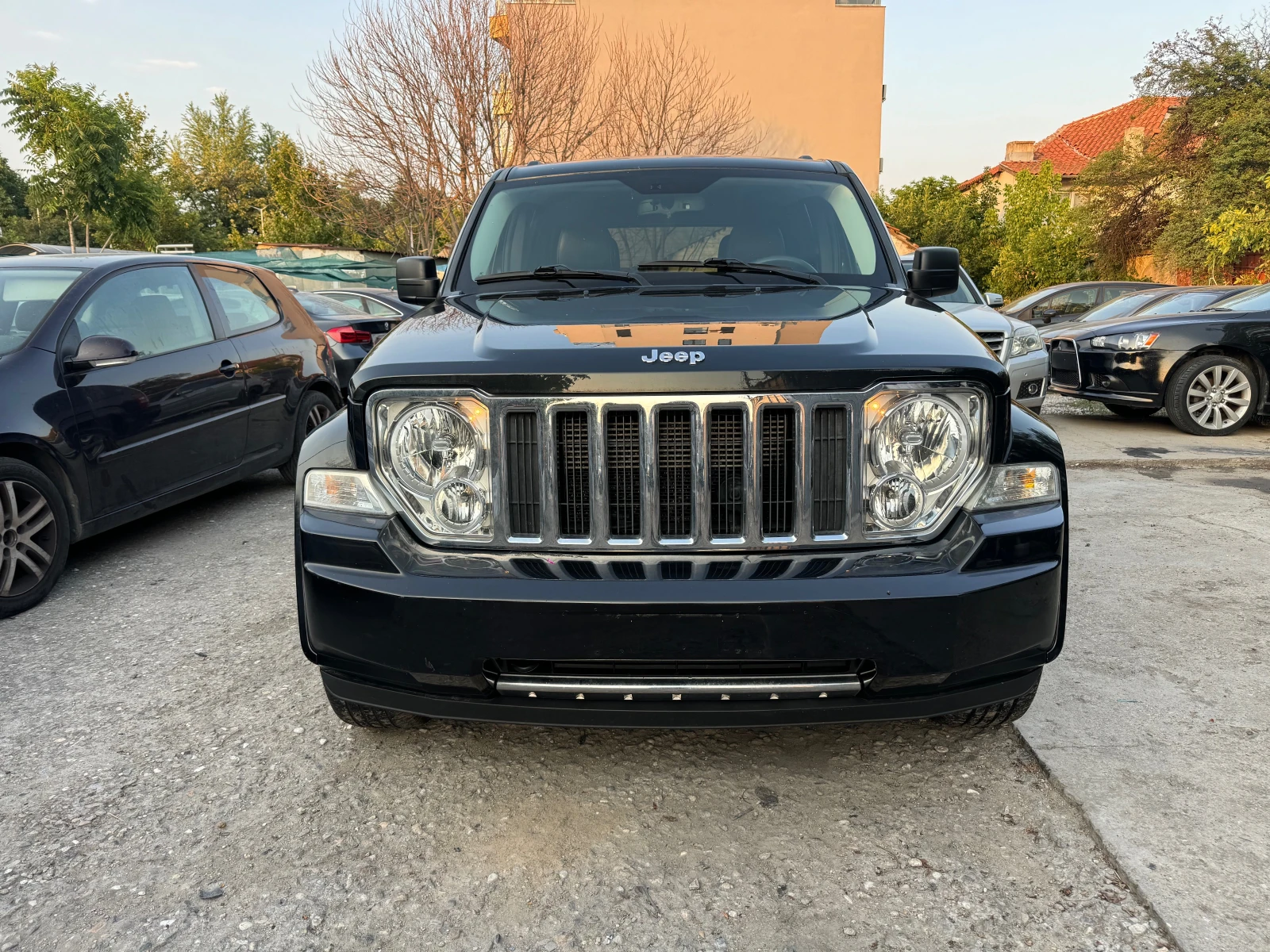 Jeep Cherokee 2.8CRD M-DJET 200HP AVTOMAT KOJA NAVI 4WD 2012G E5 - изображение 4
