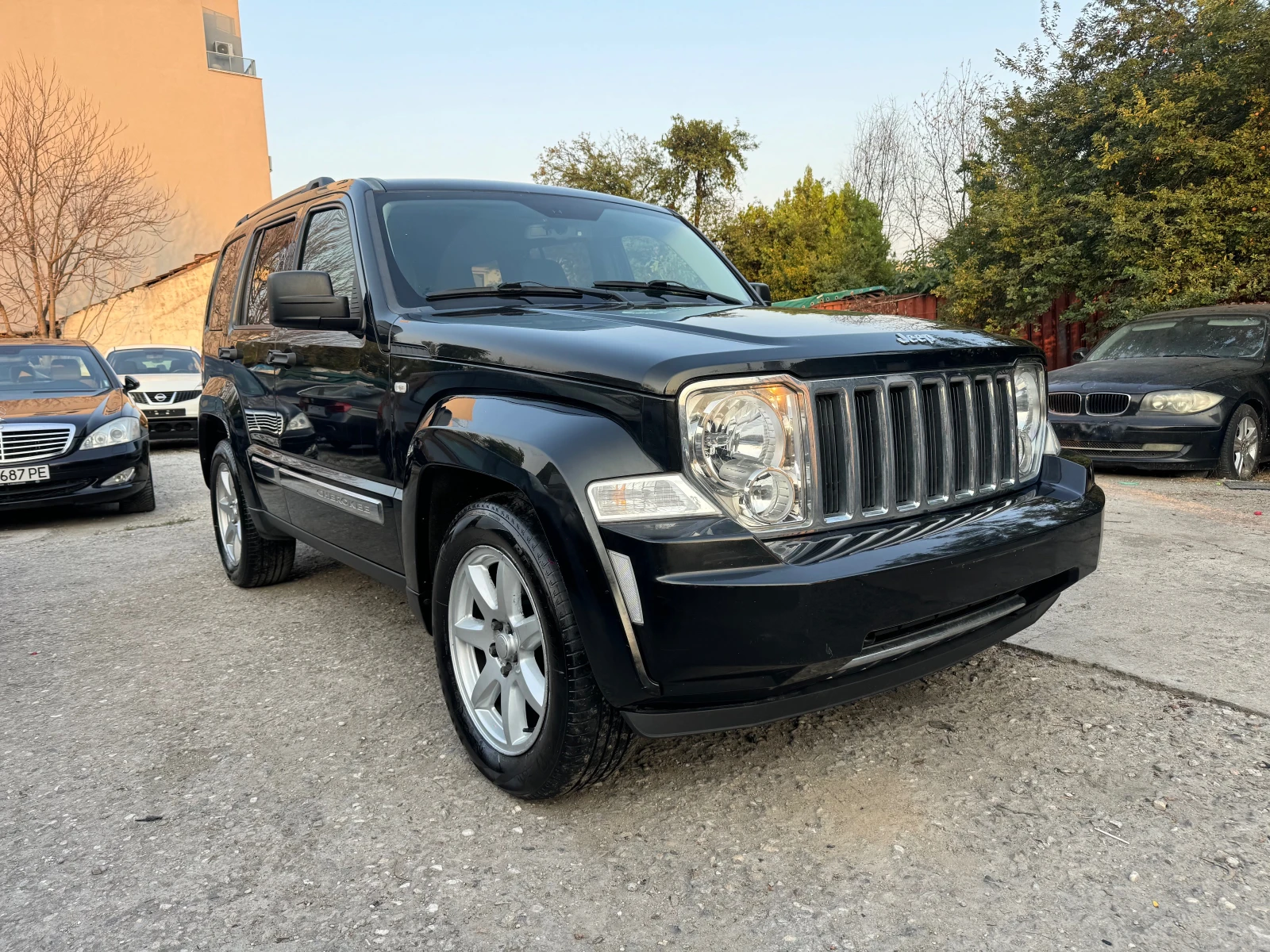 Jeep Cherokee 2.8CRD M-DJET 200HP AVTOMAT KOJA NAVI 4WD 2012G E5 - изображение 5