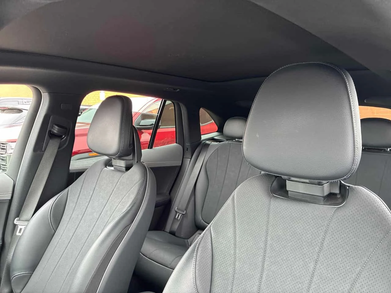 Mercedes-Benz EQE 350/CARFAX/PANO/360 CAM/ДИСТРОНИК, снимка 10 - Автомобили и джипове - 53804203