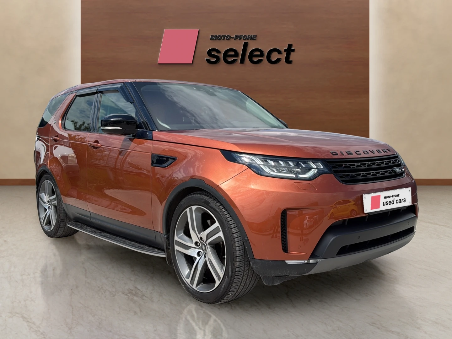 Land Rover Discovery 3.0D, снимка 7 - Автомобили и джипове - 54537311