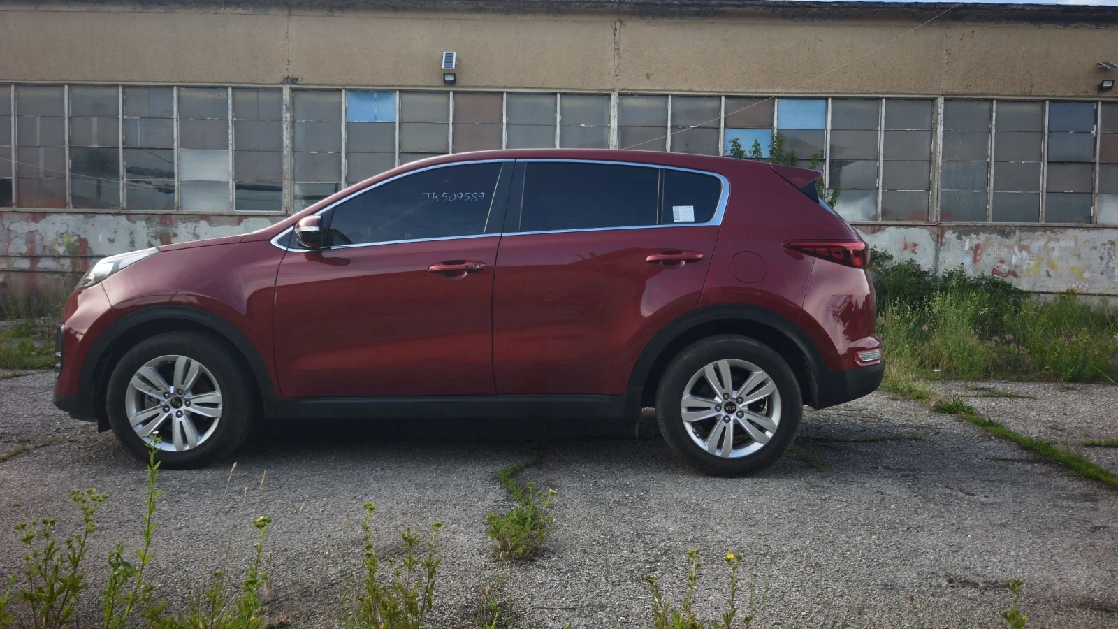 Kia Sportage 1, 7 D Лизинг, снимка 7 - Автомобили и джипове - 54853284