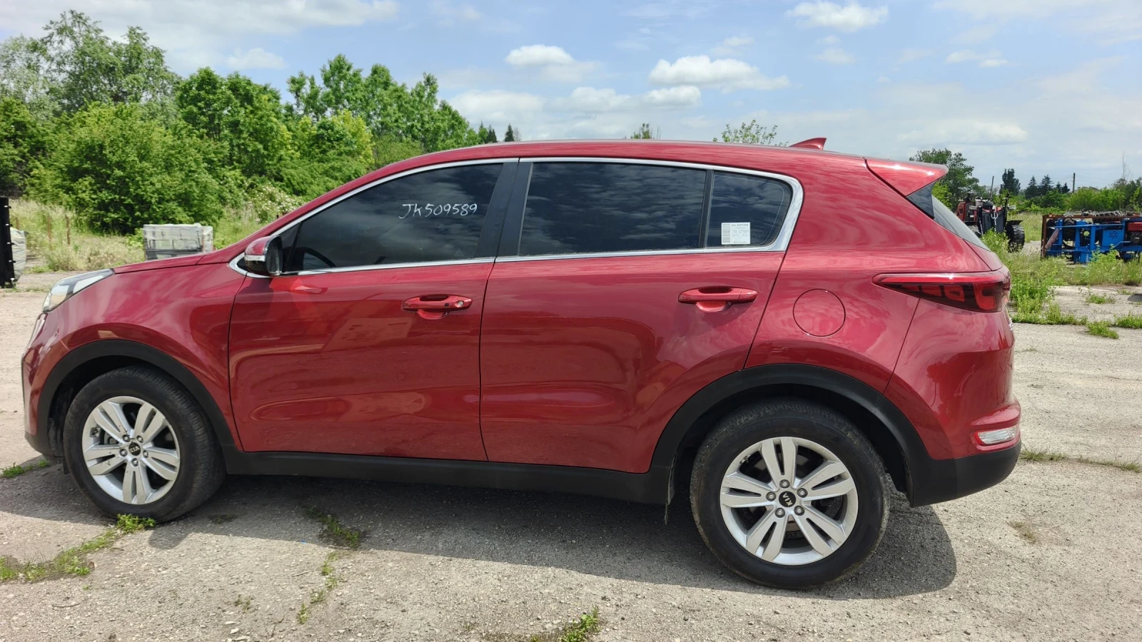 Kia Sportage 1, 7 CRDI  ЛИЗИНГ , снимка 3 - Автомобили и джипове - 54853284