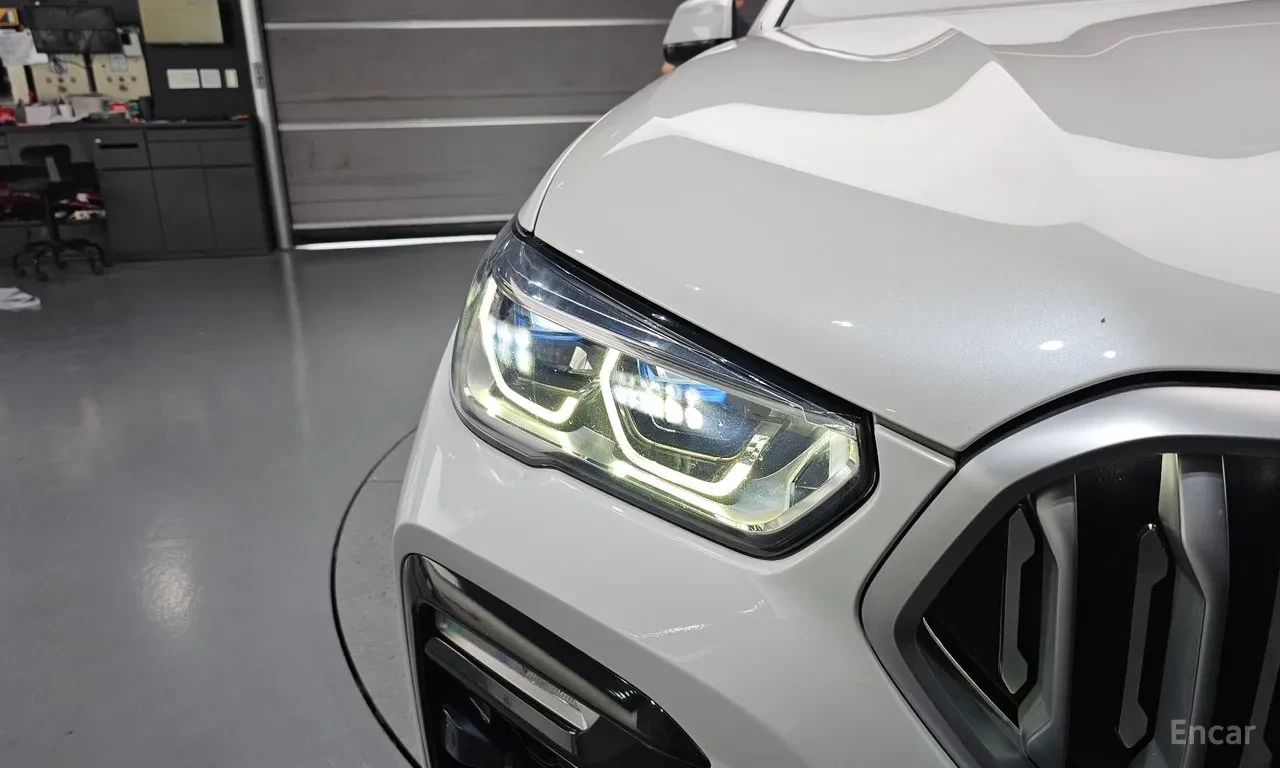 BMW X6 xDrive40i M Sport| ОБДУХВАНЕ* 360* B58мотор, снимка 3 - Автомобили и джипове - 56083712