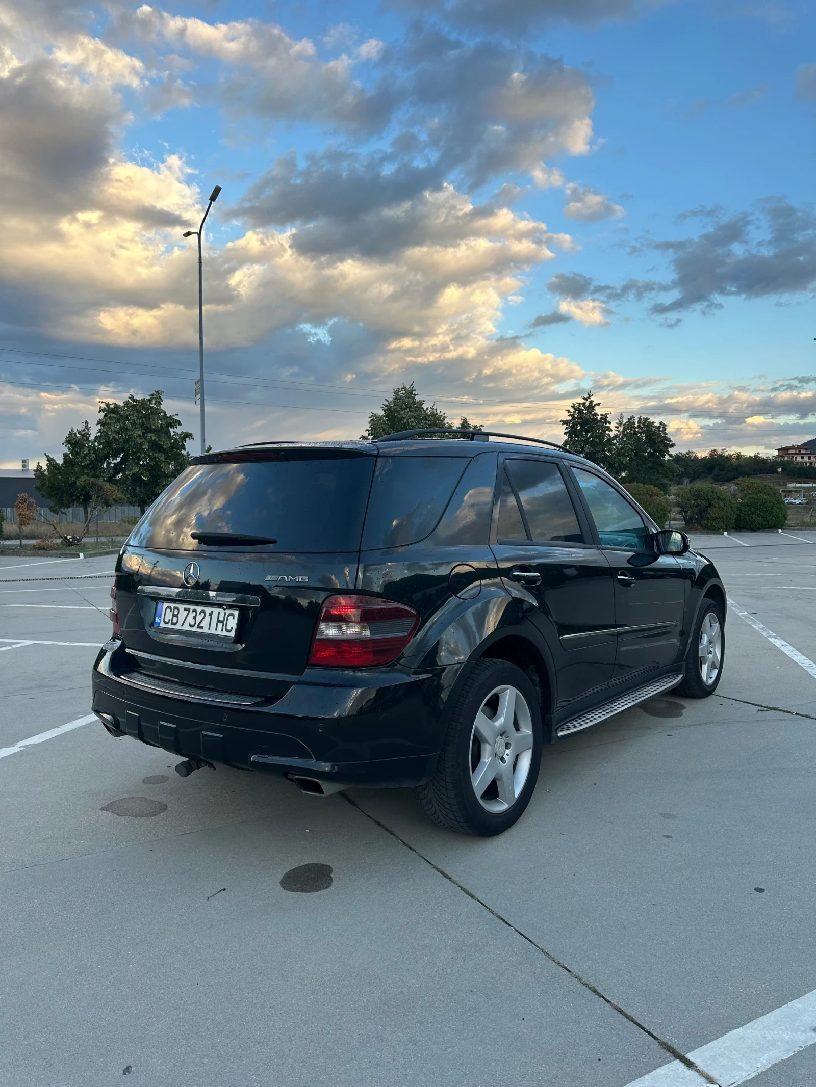 Mercedes-Benz ML 350 4MATIC FABRIC AMG Pack, снимка 4 - Автомобили и джипове - 56221683
